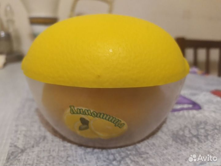 Контейнеры/емкости для хранения (лимонница, лук)