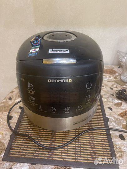 Мультиварка redmond rmc m90