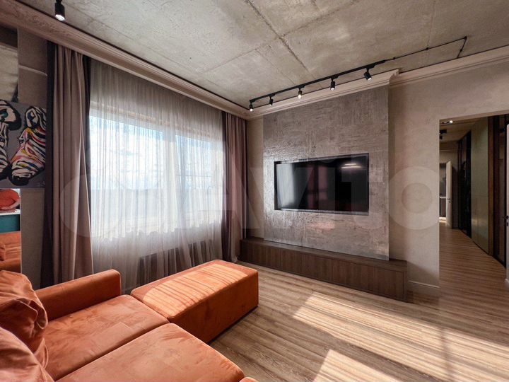 2-к. квартира, 86 м², 16/16 эт.