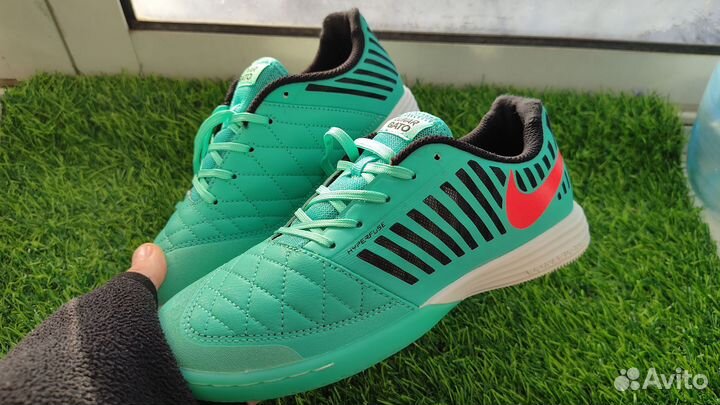 Детские футзалки nike