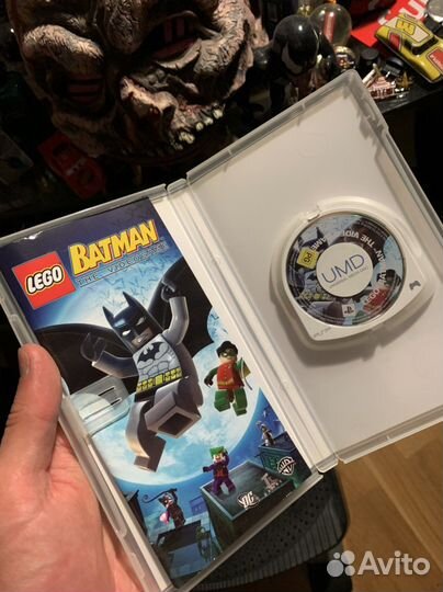 Игры на sony PSP Lego Batman