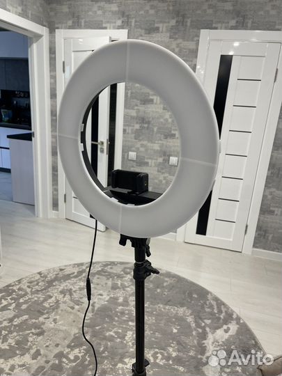 Кольцевая лампа 33 см