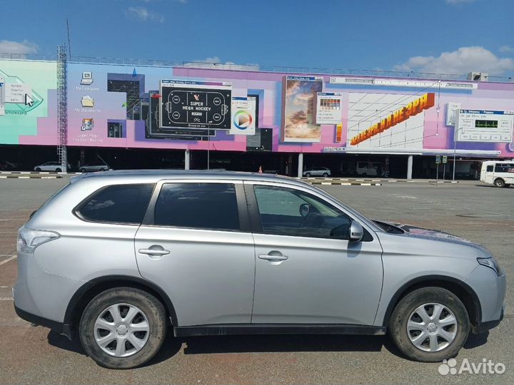 Mitsubishi Outlander 2.0 CVT, 2014, 121 000 км