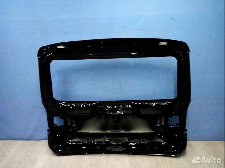 Крышка багажника volkswagen touareg 1