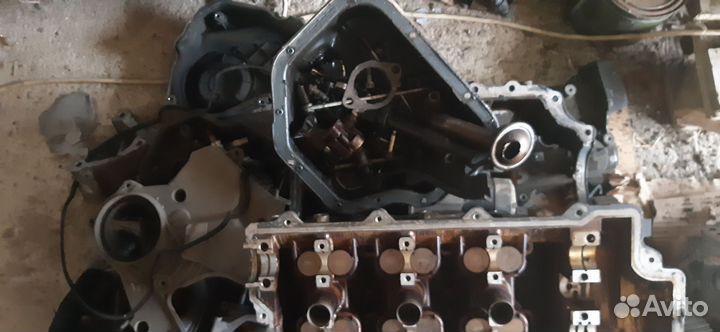 Двигатель hyundai santa fe 2.7 GLS AT G6EA
