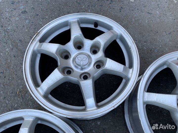 Литье оригинал Mitsubishi R16 6*139,7 4шт