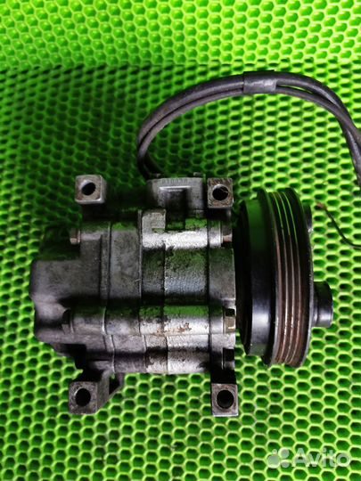 Компрессор кондиционера Mazda Cronos