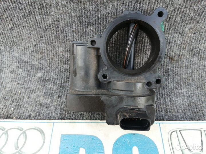 Дроссельная заслонка Volkswagen Golf BLG 2007
