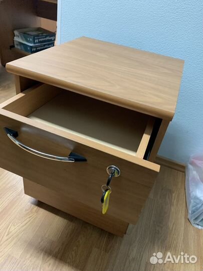 Тумба офисная выкатная