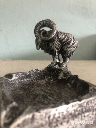 Пепельница