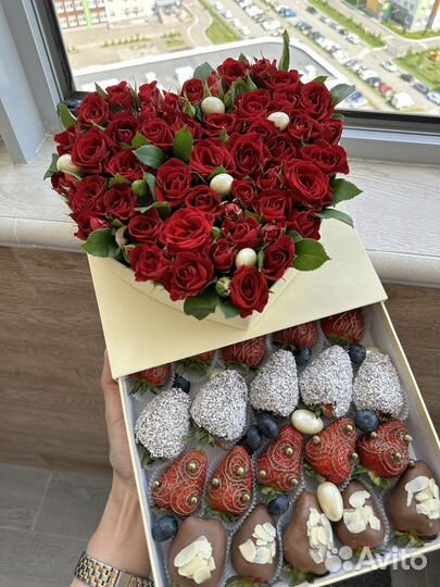 Клубничный букет,фруктовый букет, цветы казань