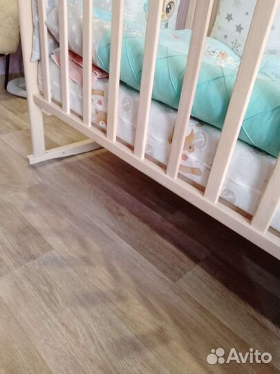 Детская кроватка