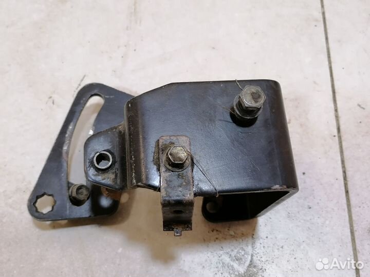 Крепление гур Ford Transit 1994-2000