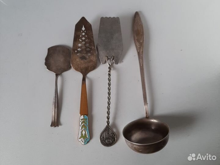 Столовые приборы из мельхиора