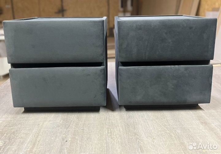 Тумба прикроватная