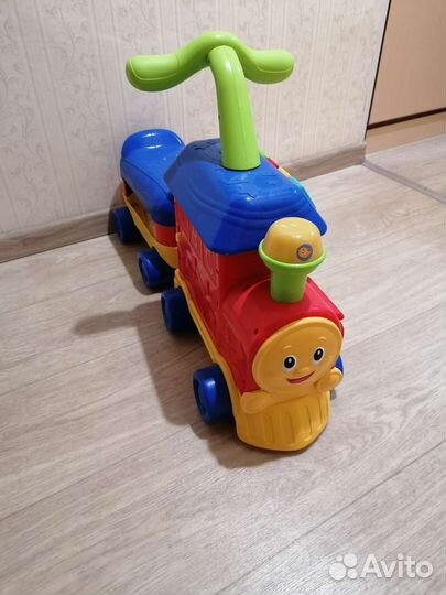 Паровозик-каталка