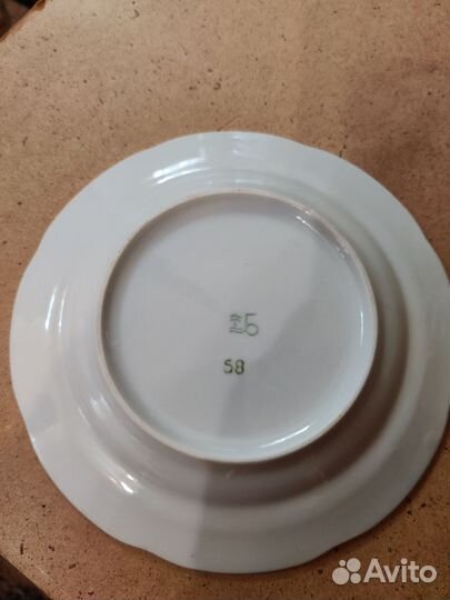 Комплект из тарелок и лопатки для торта