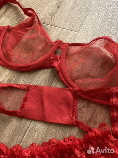 Agent provocateur red lucky