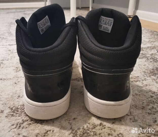 Кроссовки Adidas