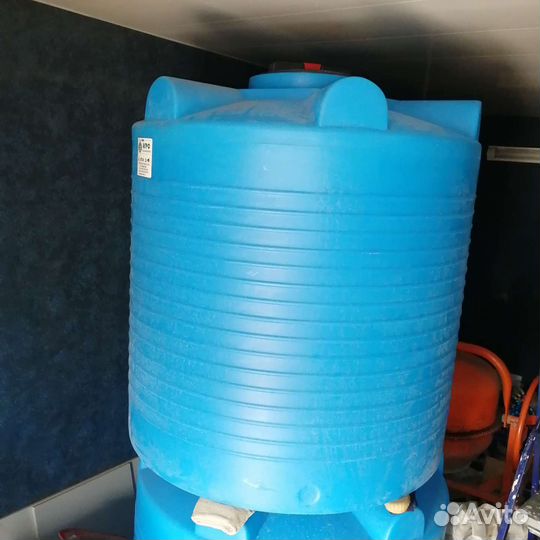 Бак для воды пластиковый