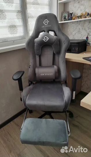 Компьютерное игровое кресло геймерское с массажем