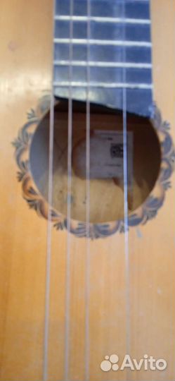 Гитара акустическая 6-струнная