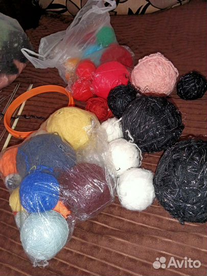 Набор для вязания и вышивки