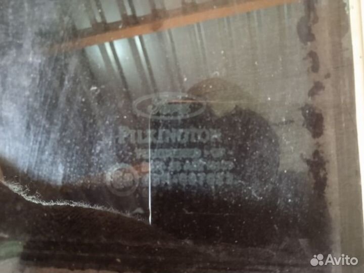 Стекло двери заднее правое Ford Focus 1 1998-2004