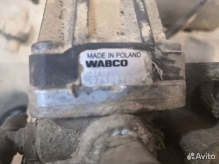 Регулятор давления Камаз 5490/Mercedes