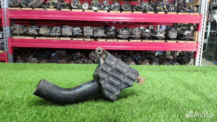 Резонатор воздушного фильтра, влагоотделитель