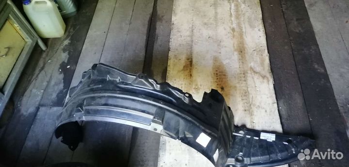 Подкрылок nissan альмера классик