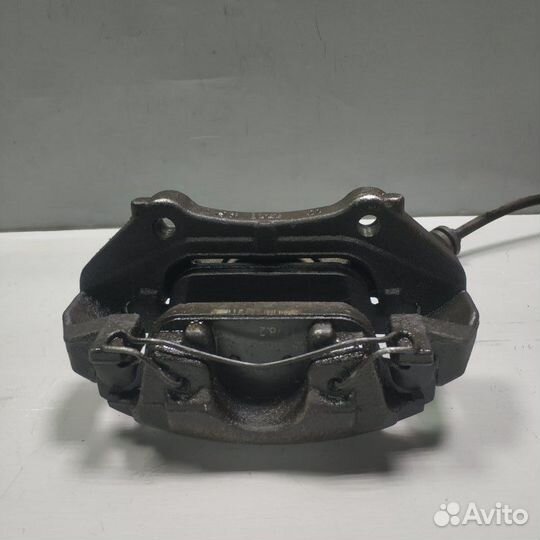 Суппорт тормозной передний правый Renault Sandero