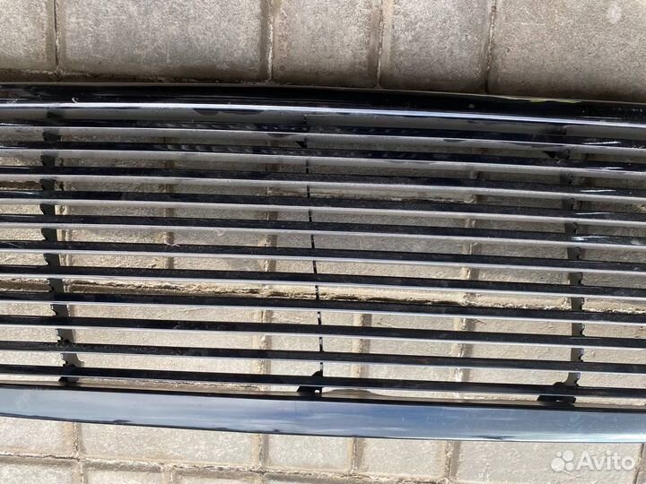 Решетка радиатора черная toyota land cruiser 100