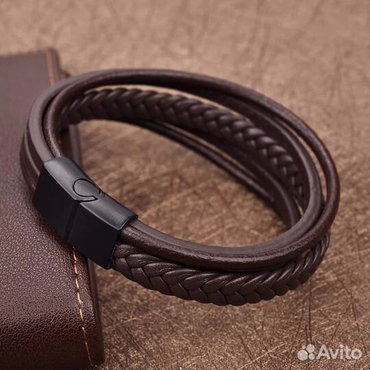Кожаный браслет