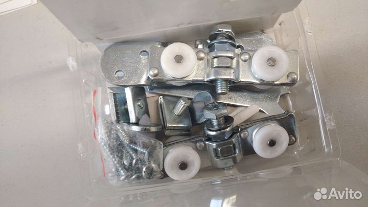 Комплект для раздвижных дверей Hettich