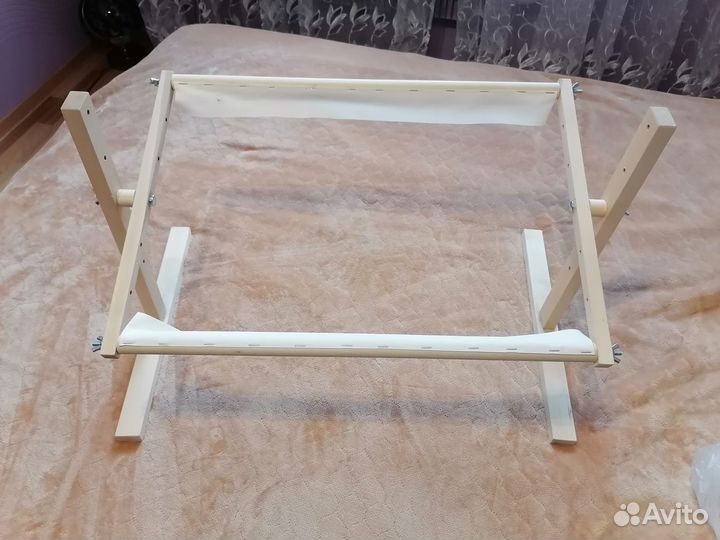 Станок для вышивания диванный