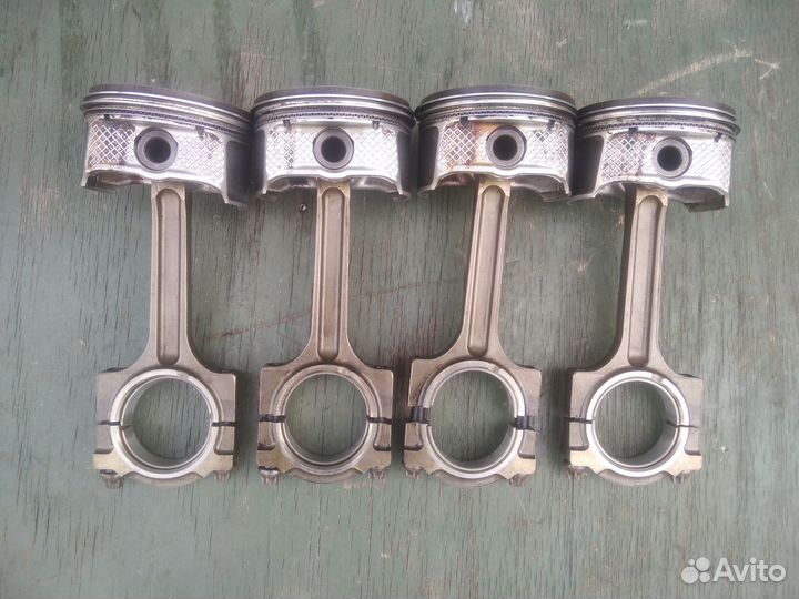 Поршень Mazda 3 BL LF 2л