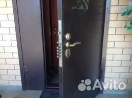 Ремонт входных дверей и откосов