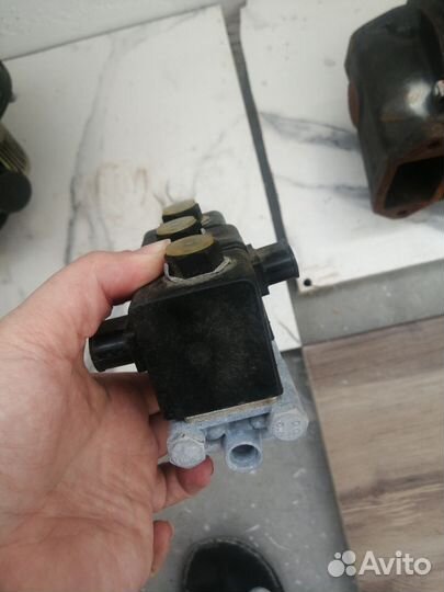 Блок электромагнитных клапанов а/м камаз (3 клапан