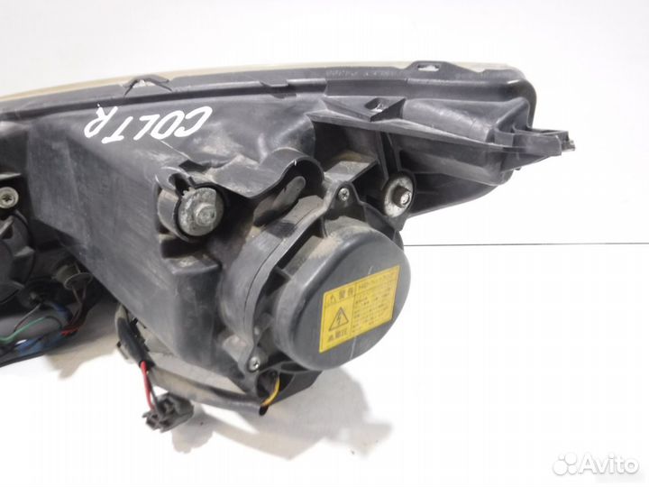 Фара правая Mitsubishi Colt Plus