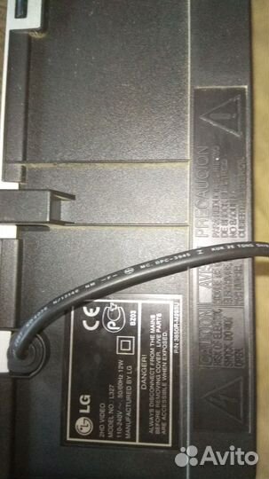 Видеомагнитофон LG L327