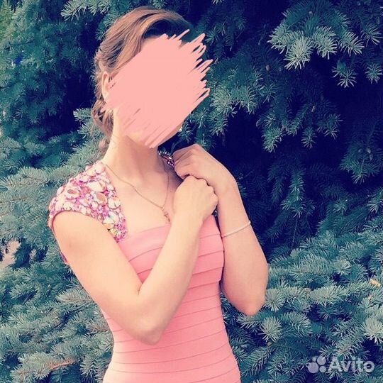 Вечернее платье