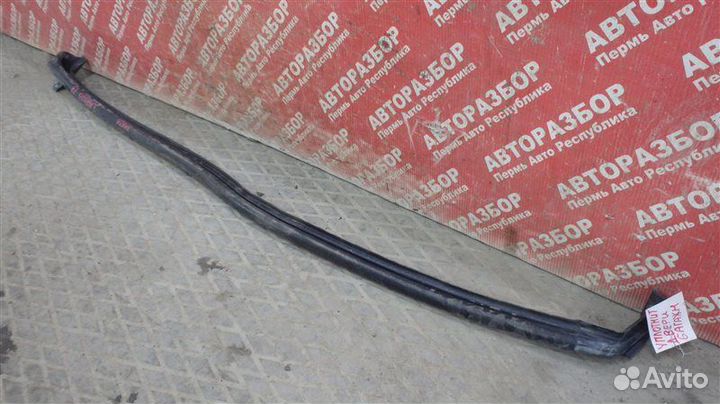 Уплотнитель багажника правый LADA Largus Cross