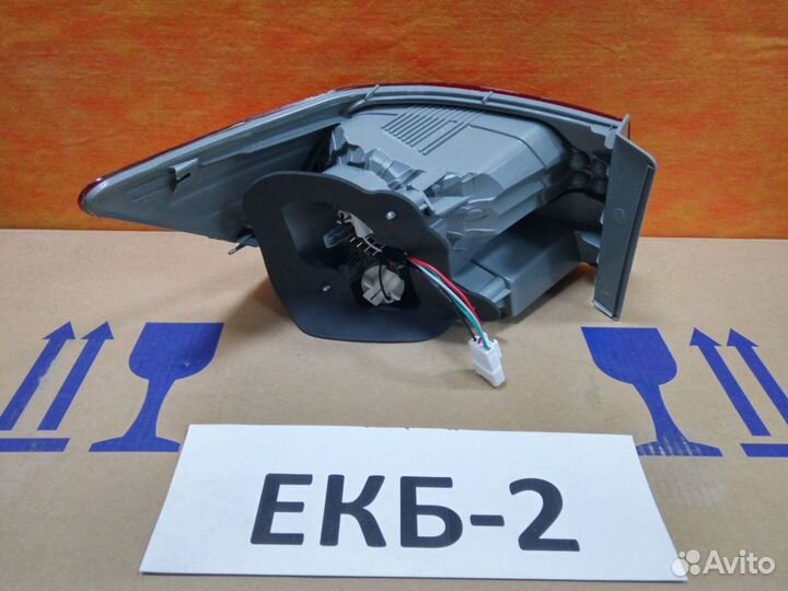 Фонарь задний правый Kia Cerato 2 2008-2013