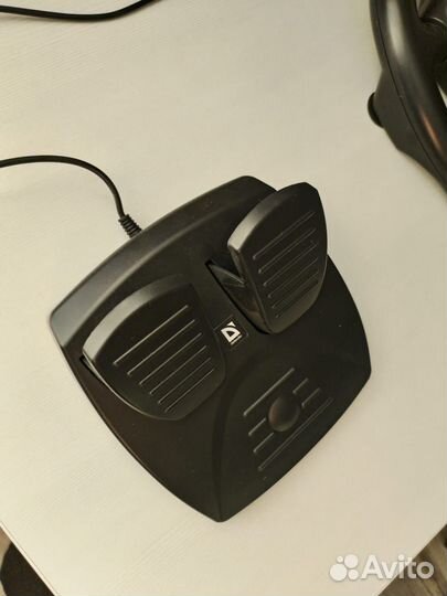 Игровой руль