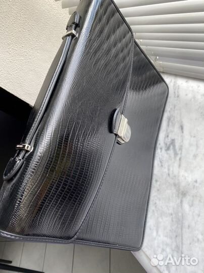 Портфель классической формы Neri Karra