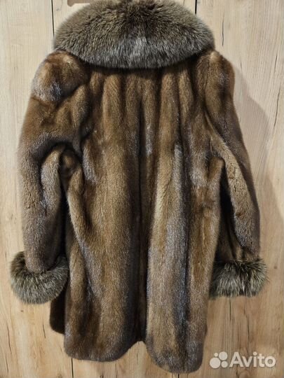 Шуба норковая 48 50