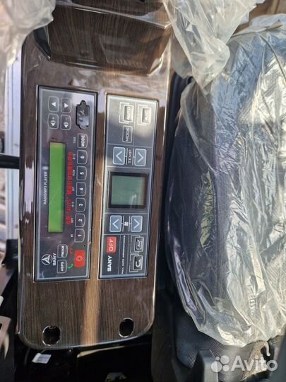 Гусеничный экскаватор Sany SY215C, 2024