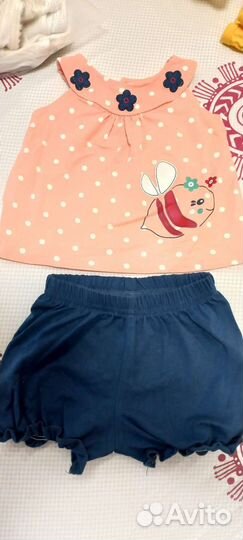 Детская одежда 6 месяцев 3 костюма за 500