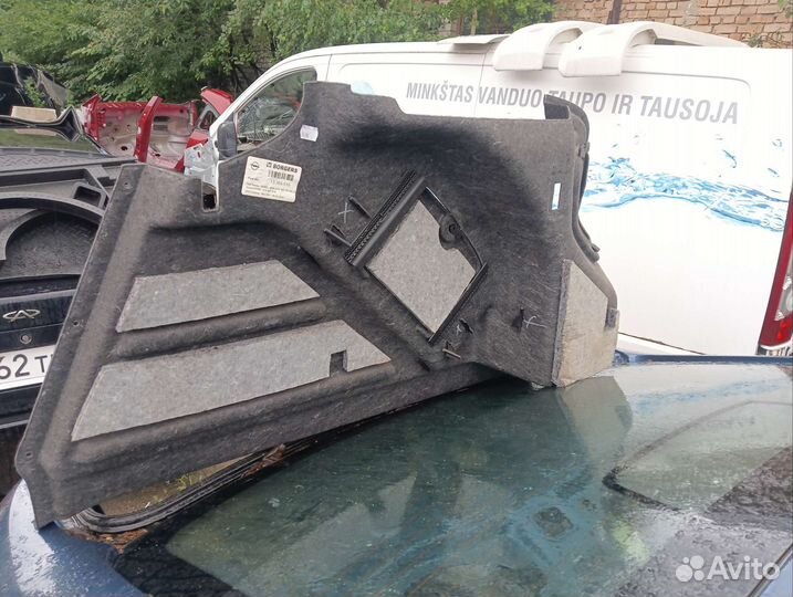 Обшивка багажника opel astra j